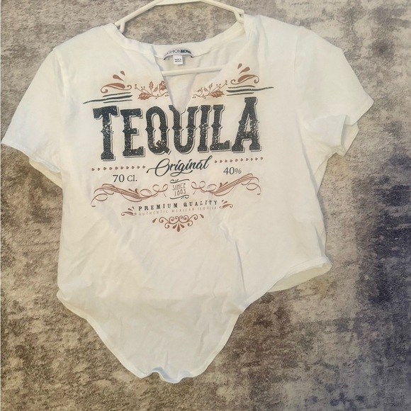 Fashion Nova White and Orange Graphic Crop Top - Picture 6 of 6